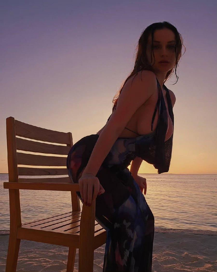 Sexy girl Miranda Faith nude in Dushanbe