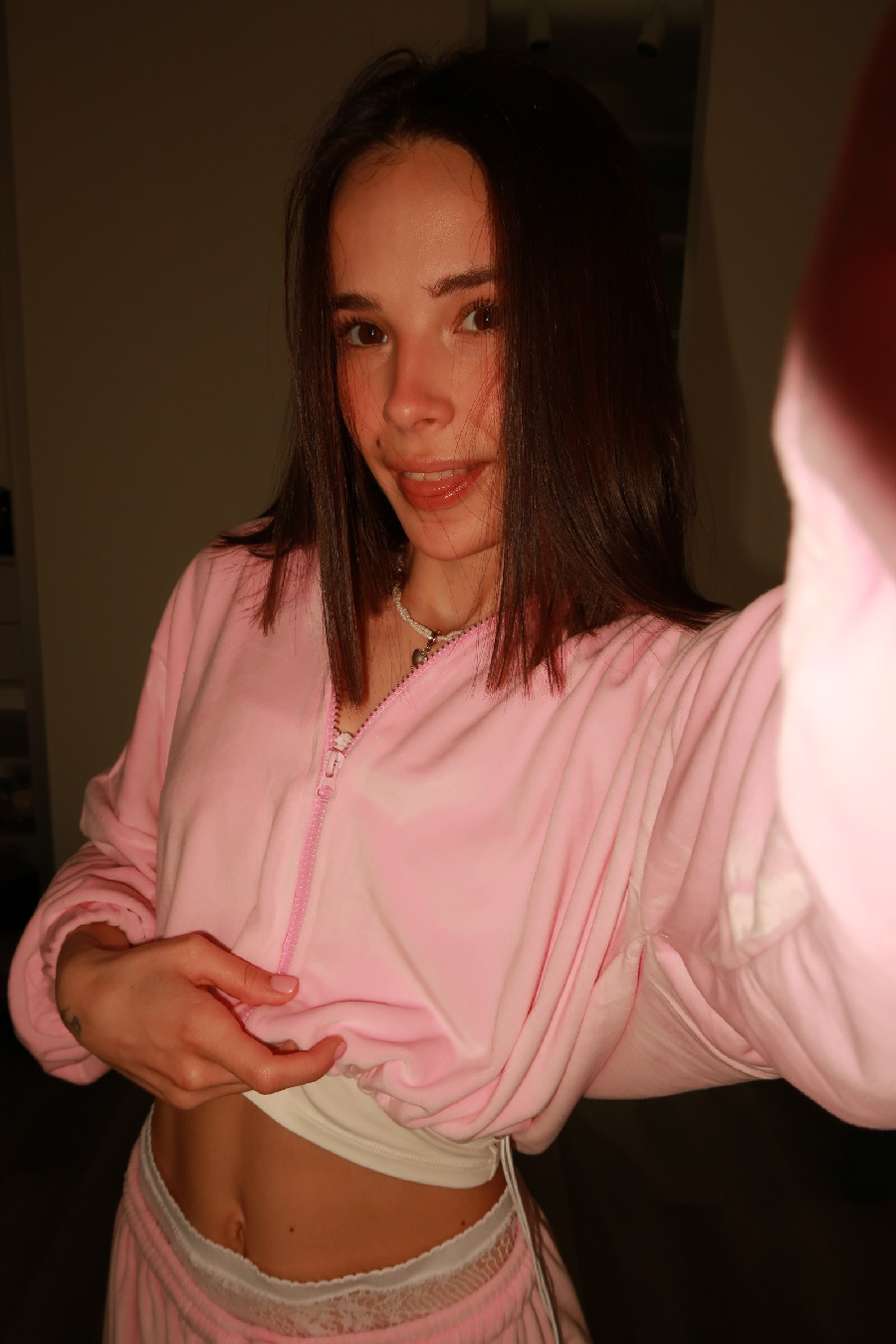 Tina brings the glow — live moments in Dushanbe